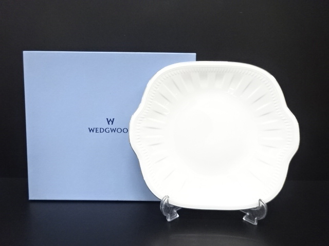 WEDGWOOD　ウェッジウッド　コロシアム　B＆Bプレート(26センチ)